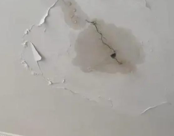 商水阳台漏水维修公司分享下屋面防水工程质量问题原因分析